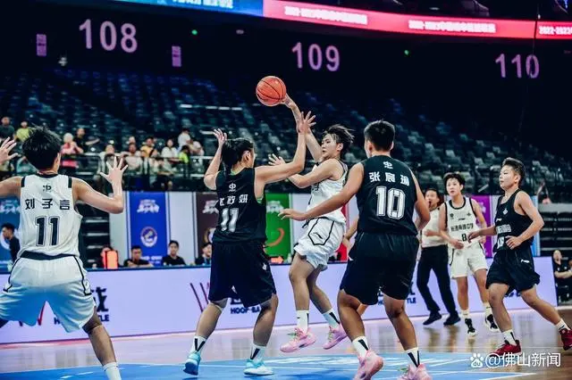 西岗区篮球联赛冠军是谁_冠军篮球经理国际篮球经理_篮球西部赛区